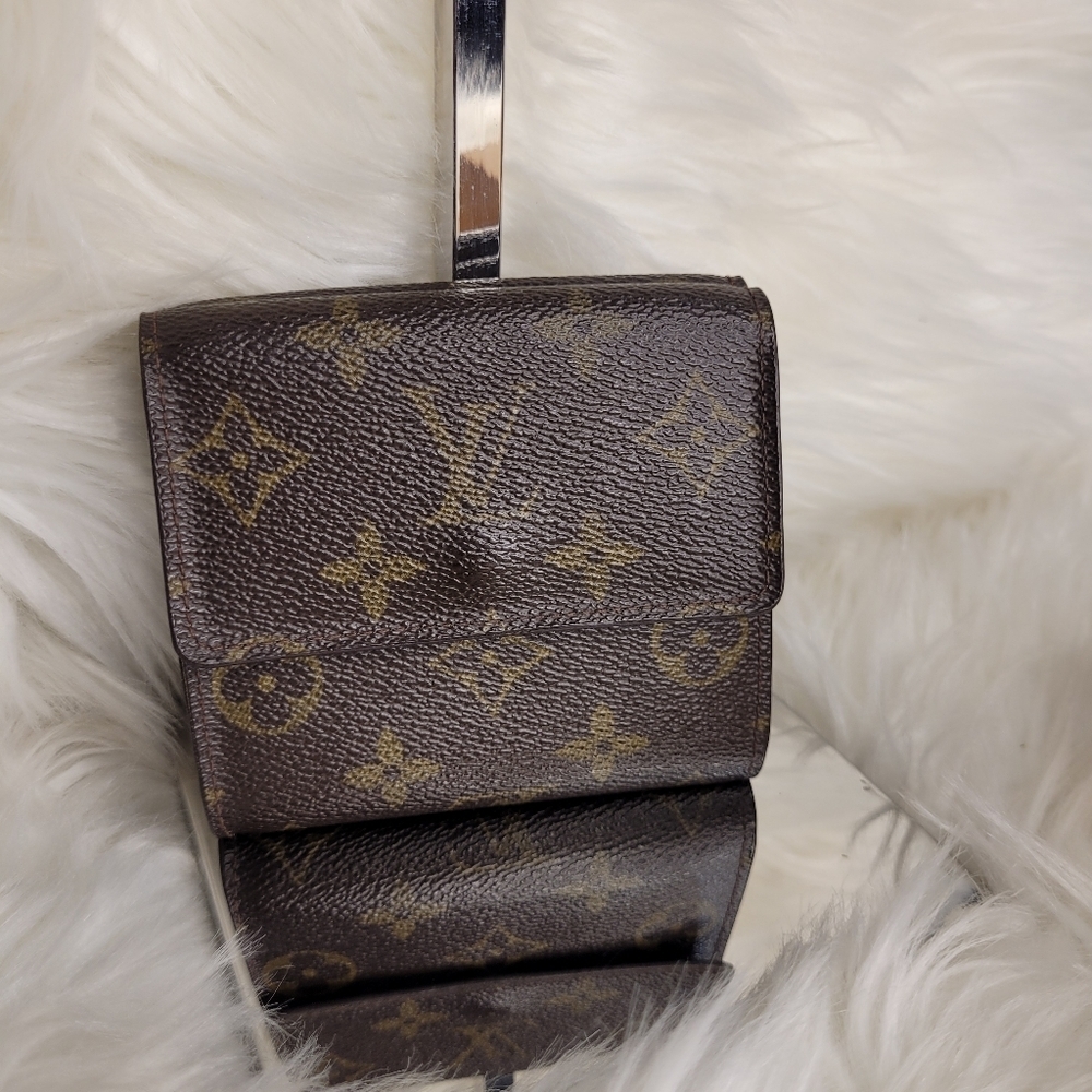 🔹️Louis Vuitton🔹️ Sarah WALLET WITH DUSTBAG AND BOX ✨️ - Picture 4 of 14